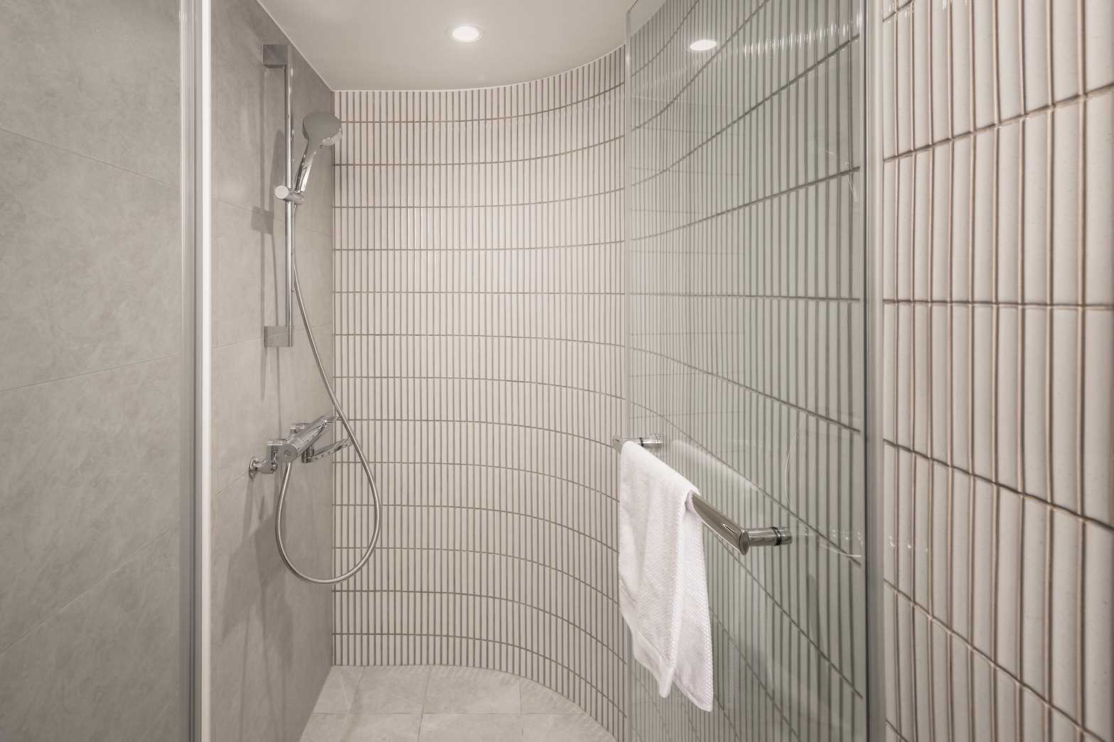 皆式設計有限公司－木光生息Woodlight living